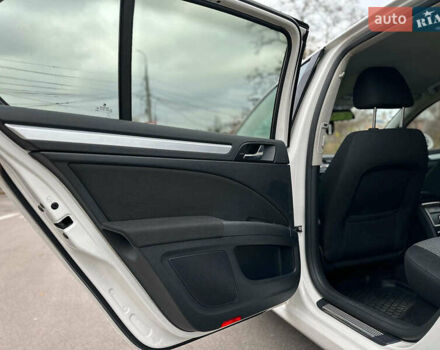 Білий Шкода Суперб, об'ємом двигуна 1.8 л та пробігом 230 тис. км за 8190 $, фото 20 на Automoto.ua