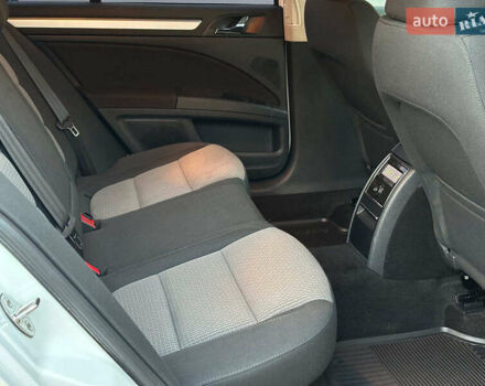 Білий Шкода Суперб, об'ємом двигуна 1.8 л та пробігом 109 тис. км за 10990 $, фото 13 на Automoto.ua