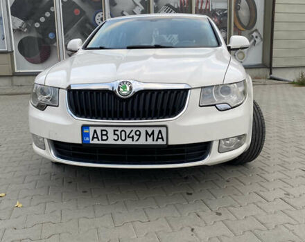 Белый Шкода Суперб, объемом двигателя 1.8 л и пробегом 230 тыс. км за 8300 $, фото 10 на Automoto.ua