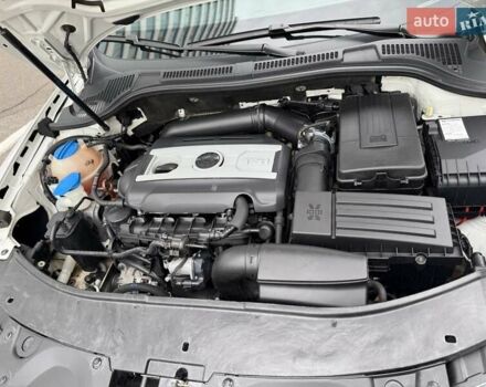 Белый Шкода Суперб, объемом двигателя 1.8 л и пробегом 109 тыс. км за 10500 $, фото 9 на Automoto.ua