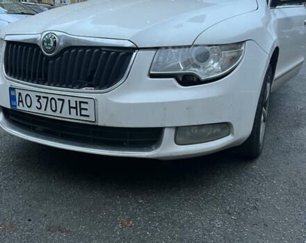 Білий Шкода Суперб, об'ємом двигуна 1.8 л та пробігом 156 тис. км за 8000 $, фото 28 на Automoto.ua