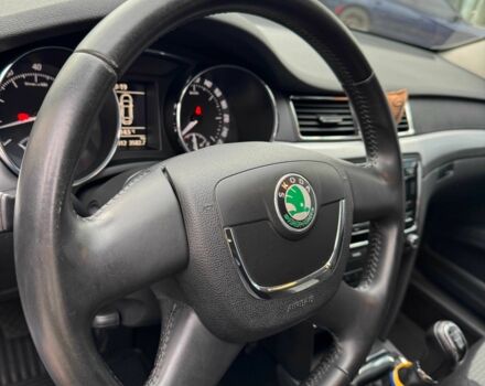 Белый Шкода Суперб, объемом двигателя 1.8 л и пробегом 109 тыс. км за 10500 $, фото 2 на Automoto.ua