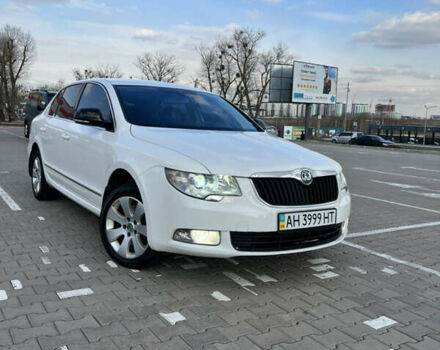Белый Шкода Суперб, объемом двигателя 1.8 л и пробегом 250 тыс. км за 9700 $, фото 3 на Automoto.ua