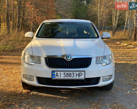 Белый Шкода Суперб, объемом двигателя 1.8 л и пробегом 238 тыс. км за 8999 $, фото 3 на Automoto.ua