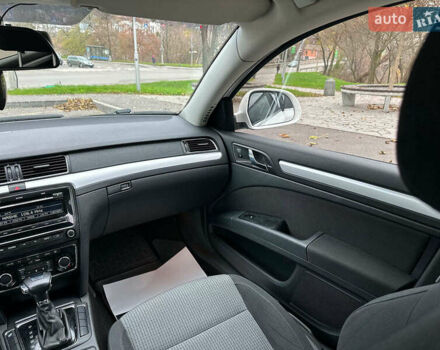 Білий Шкода Суперб, об'ємом двигуна 1.8 л та пробігом 230 тис. км за 8190 $, фото 27 на Automoto.ua