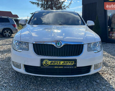 Шкода Суперб 2012 у Коломые на Automoto.ua Білий Шкода Суперб, об'ємом двигуна 1.97 л та пробігом 254 тис. км за 9200 $, фото 1 на Automoto.ua