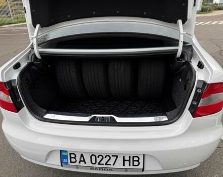 Белый Шкода Суперб, объемом двигателя 1.8 л и пробегом 109 тыс. км за 10500 $, фото 21 на Automoto.ua