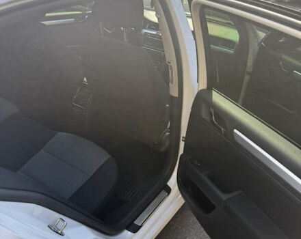 Білий Шкода Суперб, об'ємом двигуна 1.8 л та пробігом 250 тис. км за 9400 $, фото 13 на Automoto.ua