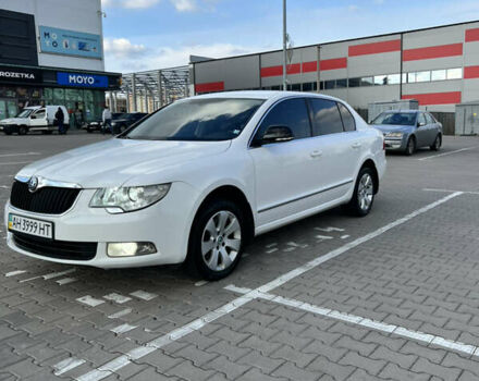 Белый Шкода Суперб, объемом двигателя 1.8 л и пробегом 250 тыс. км за 9700 $, фото 5 на Automoto.ua
