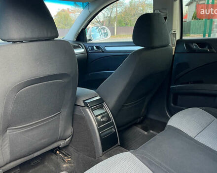 Шкода Суперб 2012 у Коломые на Automoto.ua Білий Шкода Суперб, об'ємом двигуна 1.97 л та пробігом 254 тис. км за 9200 $, фото 20 на Automoto.ua