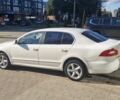 Белый Шкода Суперб, объемом двигателя 1.8 л и пробегом 153 тыс. км за 8000 $, фото 6 на Automoto.ua