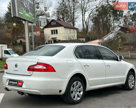 Білий Шкода Суперб, об'ємом двигуна 1.8 л та пробігом 230 тис. км за 8190 $, фото 4 на Automoto.ua