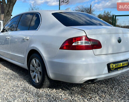 Шкода Суперб 2012 у Коломые на Automoto.ua Білий Шкода Суперб, об'ємом двигуна 1.97 л та пробігом 254 тис. км за 9200 $, фото 5 на Automoto.ua