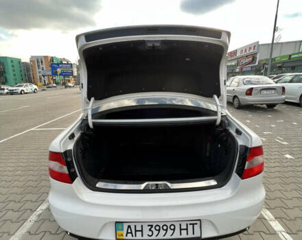 Белый Шкода Суперб, объемом двигателя 1.8 л и пробегом 250 тыс. км за 9700 $, фото 17 на Automoto.ua