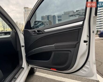 Белый Шкода Суперб, объемом двигателя 1.8 л и пробегом 109 тыс. км за 10500 $, фото 23 на Automoto.ua