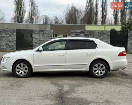 Білий Шкода Суперб, об'ємом двигуна 1.97 л та пробігом 280 тис. км за 12000 $, фото 43 на Automoto.ua