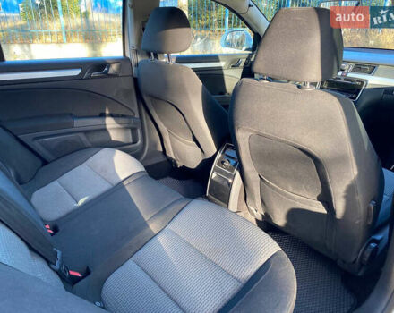 Белый Шкода Суперб, объемом двигателя 1.8 л и пробегом 238 тыс. км за 8999 $, фото 23 на Automoto.ua