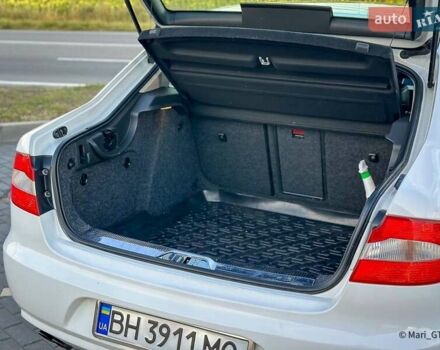 Білий Шкода Суперб, об'ємом двигуна 1.8 л та пробігом 222 тис. км за 9700 $, фото 17 на Automoto.ua