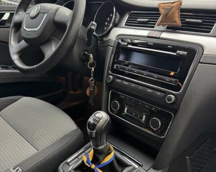 Белый Шкода Суперб, объемом двигателя 1.8 л и пробегом 109 тыс. км за 10500 $, фото 15 на Automoto.ua