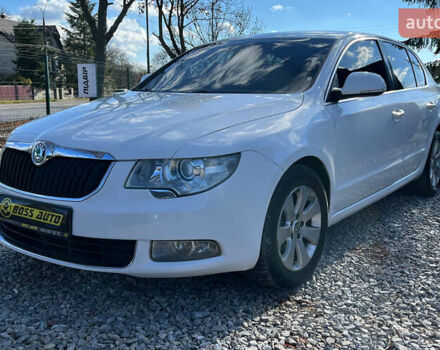 Шкода Суперб 2012 у Коломые на Automoto.ua Білий Шкода Суперб, об'ємом двигуна 1.97 л та пробігом 254 тис. км за 9200 $, фото 2 на Automoto.ua