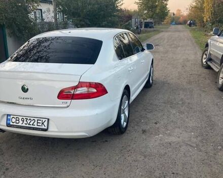 Белый Шкода Суперб, объемом двигателя 1.8 л и пробегом 184 тыс. км за 8500 $, фото 1 на Automoto.ua