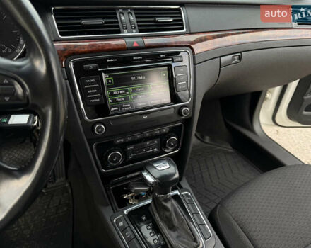 Білий Шкода Суперб, об'ємом двигуна 1.97 л та пробігом 280 тис. км за 12000 $, фото 14 на Automoto.ua