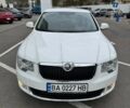 Белый Шкода Суперб, объемом двигателя 1.8 л и пробегом 109 тыс. км за 10500 $, фото 7 на Automoto.ua