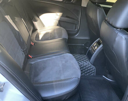 Белый Шкода Суперб, объемом двигателя 1.8 л и пробегом 250 тыс. км за 10800 $, фото 17 на Automoto.ua