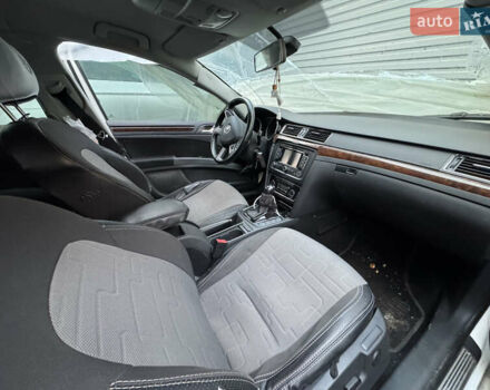 Шкода Суперб 2013 в Киеве на Automoto.ua Белый Шкода Суперб, объемом двигателя 1.97 л и пробегом 150 тыс. км за 3500 $, фото 7 на Automoto.ua