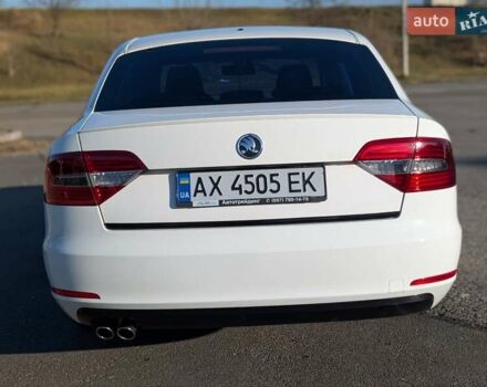 Белый Шкода Суперб, объемом двигателя 1.8 л и пробегом 140 тыс. км за 11300 $, фото 10 на Automoto.ua