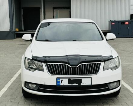 Білий Шкода Суперб, об'ємом двигуна 1.8 л та пробігом 299 тис. км за 8999 $, фото 6 на Automoto.ua