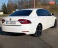 Белый Шкода Суперб, объемом двигателя 1.8 л и пробегом 140 тыс. км за 11300 $, фото 7 на Automoto.ua