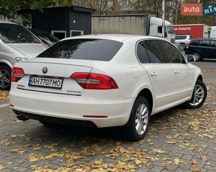 Шкода Суперб 2013 у Дніпро (Дніпропетровську) на Automoto.ua Білий Шкода Суперб, об'ємом двигуна 1.8 л та пробігом 300 тис. км за 8700 $, фото 3 на Automoto.ua