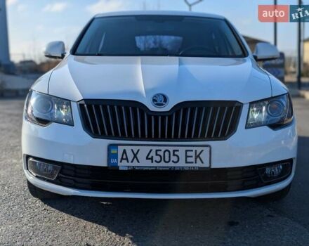 Белый Шкода Суперб, объемом двигателя 1.8 л и пробегом 140 тыс. км за 11300 $, фото 12 на Automoto.ua