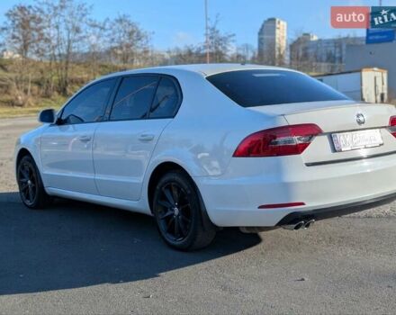 Белый Шкода Суперб, объемом двигателя 1.8 л и пробегом 140 тыс. км за 11300 $, фото 8 на Automoto.ua