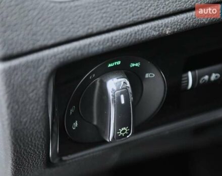 Белый Шкода Суперб, объемом двигателя 1.8 л и пробегом 162 тыс. км за 11500 $, фото 19 на Automoto.ua