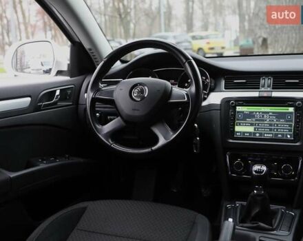 Белый Шкода Суперб, объемом двигателя 1.8 л и пробегом 162 тыс. км за 11500 $, фото 10 на Automoto.ua