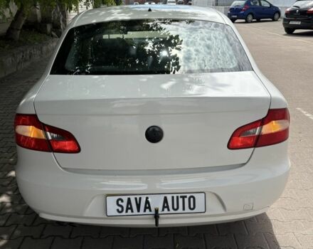 Шкода Суперб 2013 в Житомире на Automoto.ua Белый Шкода Суперб, объемом двигателя 1.6 л и пробегом 141 тыс. км за 3800 $, фото 6 на Automoto.ua