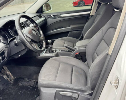 Белый Шкода Суперб, объемом двигателя 1.8 л и пробегом 428 тыс. км за 8999 $, фото 9 на Automoto.ua