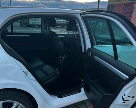 Шкода Суперб 2013 у Чернівцях на Automoto.ua Білий Шкода Суперб, об'ємом двигуна 1.8 л та пробігом 170 тис. км за 11800 $, фото 18 на Automoto.ua