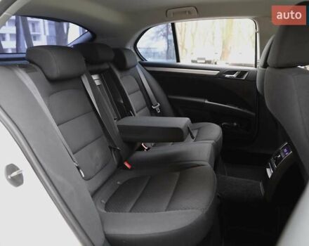 Белый Шкода Суперб, объемом двигателя 1.8 л и пробегом 162 тыс. км за 11500 $, фото 8 на Automoto.ua