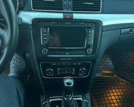 Шкода Суперб 2013 у Чернівцях на Automoto.ua Білий Шкода Суперб, об'ємом двигуна 1.8 л та пробігом 170 тис. км за 11800 $, фото 19 на Automoto.ua