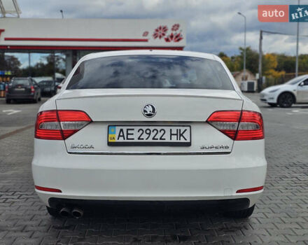 Білий Шкода Суперб, об'ємом двигуна 1.8 л та пробігом 255 тис. км за 11500 $, фото 1 на Automoto.ua