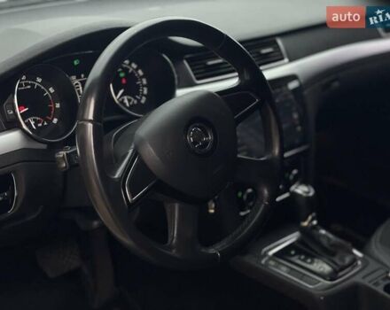 Шкода Суперб 2013 у Дніпро (Дніпропетровську) на Automoto.ua Білий Шкода Суперб, об'ємом двигуна 1.8 л та пробігом 300 тис. км за 8700 $, фото 14 на Automoto.ua