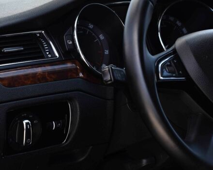 Білий Шкода Суперб, об'ємом двигуна 1.8 л та пробігом 255 тис. км за 10150 $, фото 10 на Automoto.ua