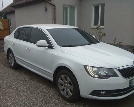 Белый Шкода Суперб, объемом двигателя 1.8 л и пробегом 170 тыс. км за 12500 $, фото 2 на Automoto.ua