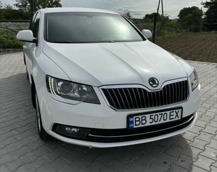 Белый Шкода Суперб, объемом двигателя 1.8 л и пробегом 180 тыс. км за 11600 $, фото 6 на Automoto.ua