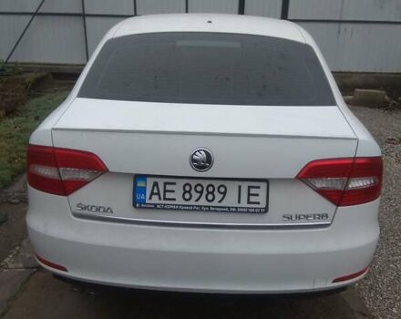 Белый Шкода Суперб, объемом двигателя 1.8 л и пробегом 170 тыс. км за 12500 $, фото 4 на Automoto.ua
