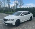 Белый Шкода Суперб, объемом двигателя 1.8 л и пробегом 125 тыс. км за 10000 $, фото 1 на Automoto.ua