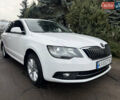 Белый Шкода Суперб, объемом двигателя 1.8 л и пробегом 270 тыс. км за 9000 $, фото 1 на Automoto.ua